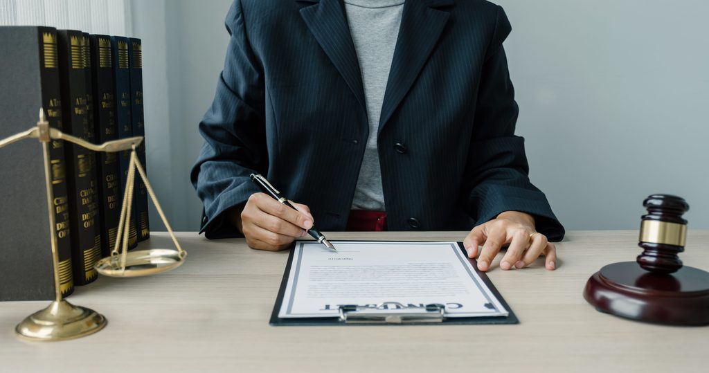 What is a subpoena in Washington? Learn what subpoenas require, who can receive them, how they work in criminal cases, and what to do if you receive one.